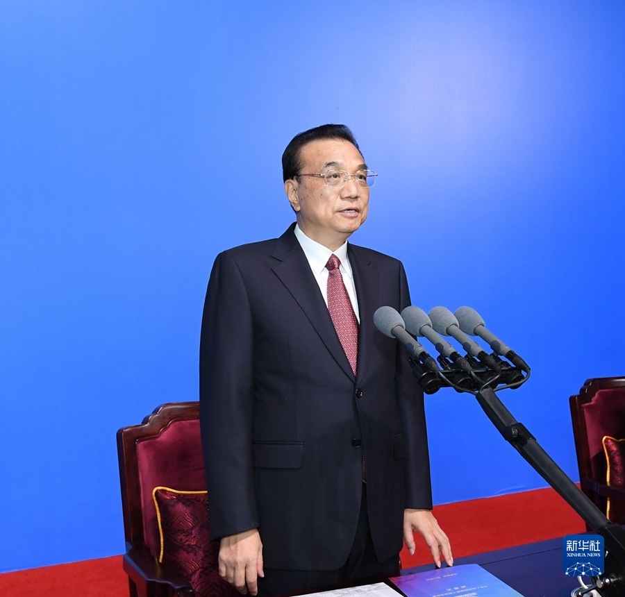 9月27日晚，中華人民共和國第十四屆運(yùn)動會在陜西西安閉幕。中共中央政治局常委、國務(wù)院總理李克強(qiáng)出席閉幕式并宣布運(yùn)動會閉幕。新華社記者 申宏 攝