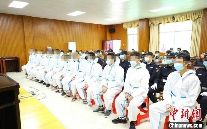 圖為庭審現(xiàn)場(chǎng)?！|蘭法院 攝