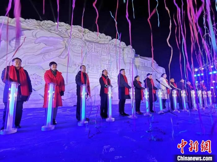 啟動(dòng)儀式現(xiàn)場(chǎng)?！≮w桂華 攝