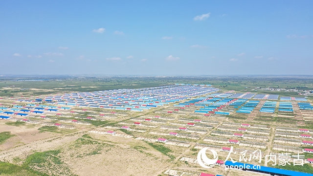 科右中旗被列入全國肉牛全產(chǎn)業(yè)鏈典型縣，入選國家級(jí)現(xiàn)代產(chǎn)業(yè)園創(chuàng)建名單。（科右中旗委宣傳部提供）