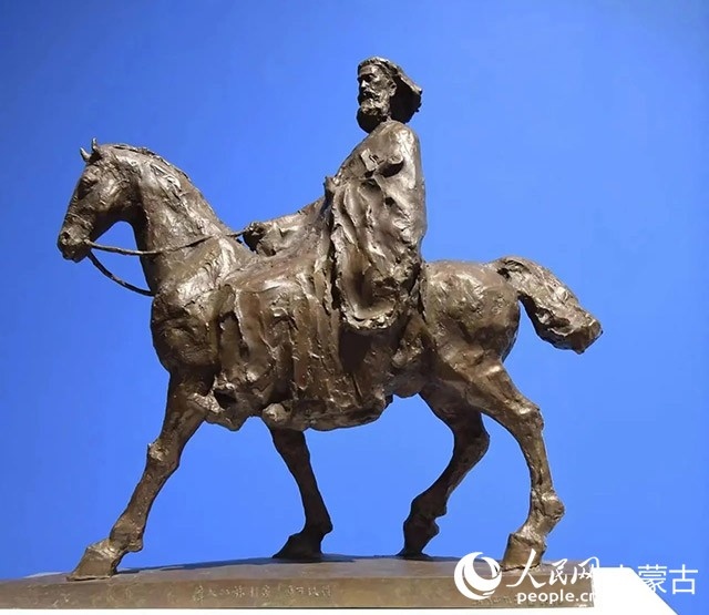 吳為山作品《馬可波羅》。人民網(wǎng)記者 富麗娟攝
