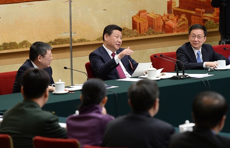 2014年3月習(xí)近平總書記參加十二屆全國人大二次會議上海代表團(tuán)的審議。