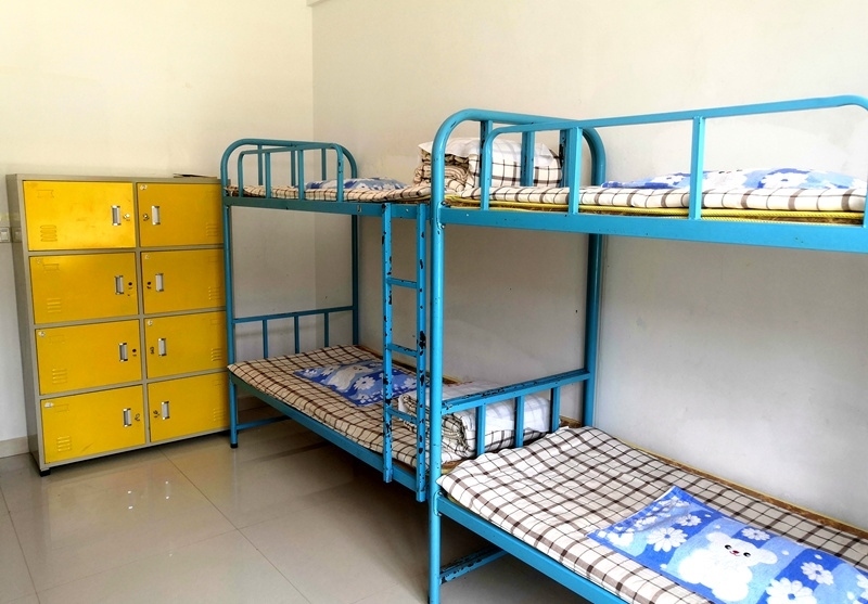 學生住宿午休的宿舍。人民網(wǎng)記者 孫博洋攝