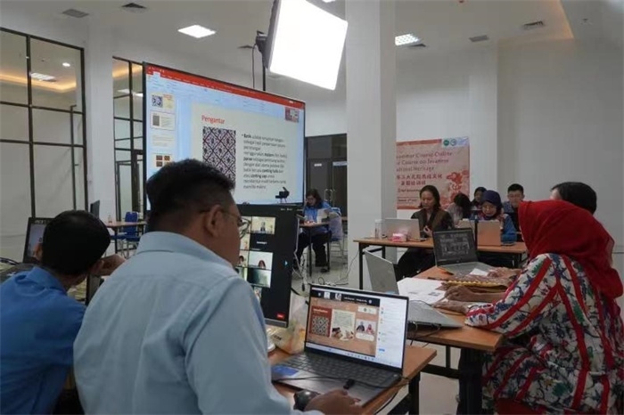 活動現(xiàn)場。供圖：印尼三一一大學孔子學院