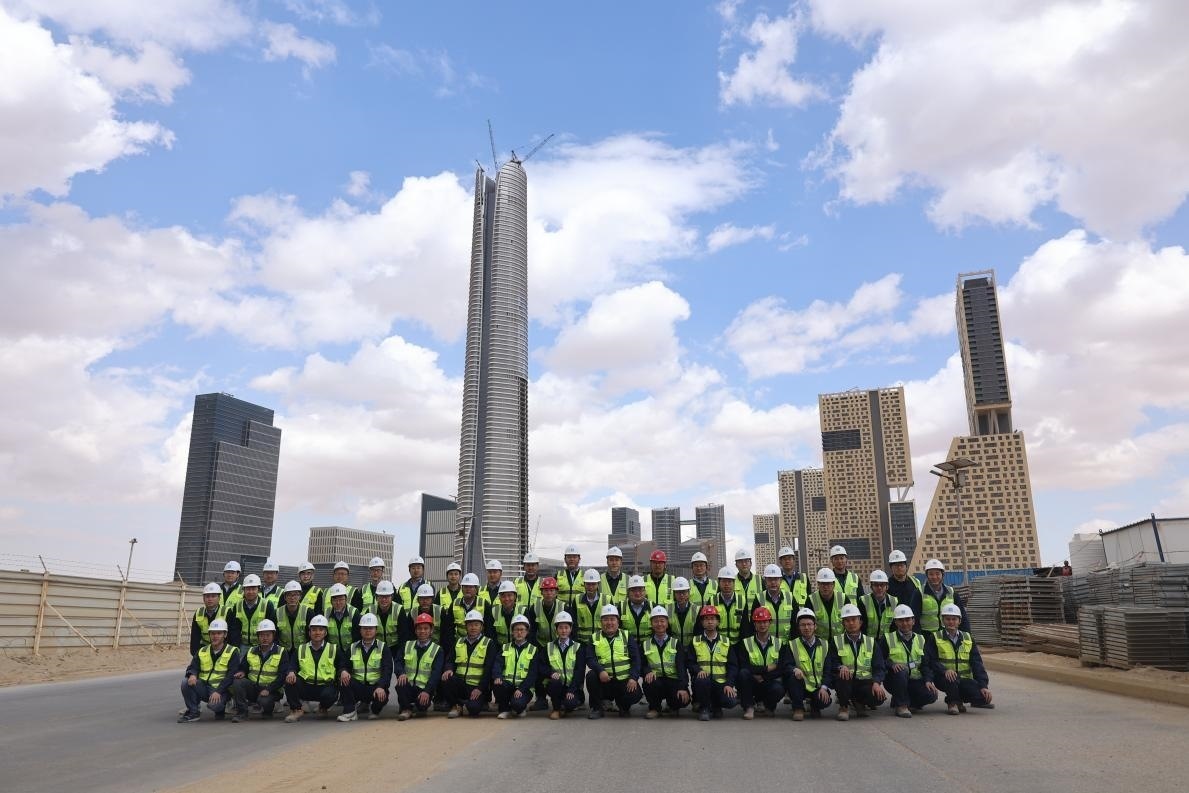 埃及新首都CBD標(biāo)志塔項(xiàng)目青年工程師團(tuán)隊(duì)。 受訪者供圖