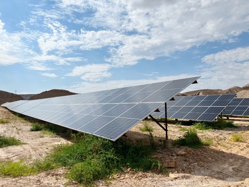 甘肅白銀深部銅礦廢石場100兆瓦光伏發(fā)電項(xiàng)目。受訪者供圖