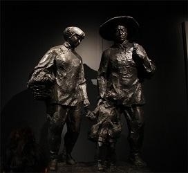 養(yǎng)父母碑。中央民族大學(xué) 張瑜桐攝