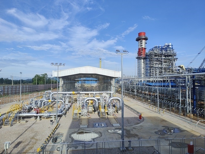 泰國(guó)新崗天然氣管道項(xiàng)目計(jì)量調(diào)壓站。卡瑪萊 攝