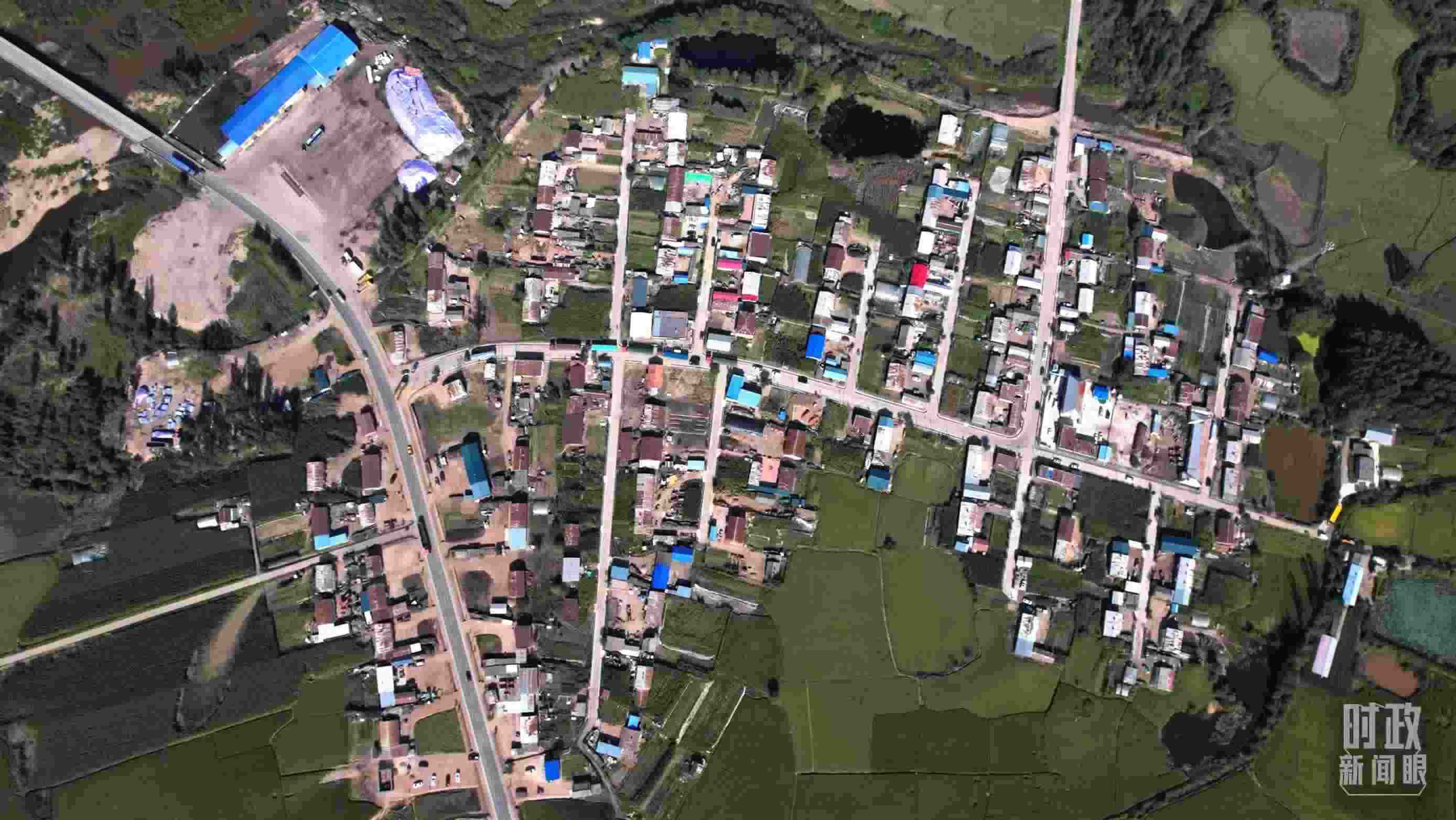 △9月7日，龍王廟村航拍。（總臺(tái)國(guó)廣記者李晉拍攝）