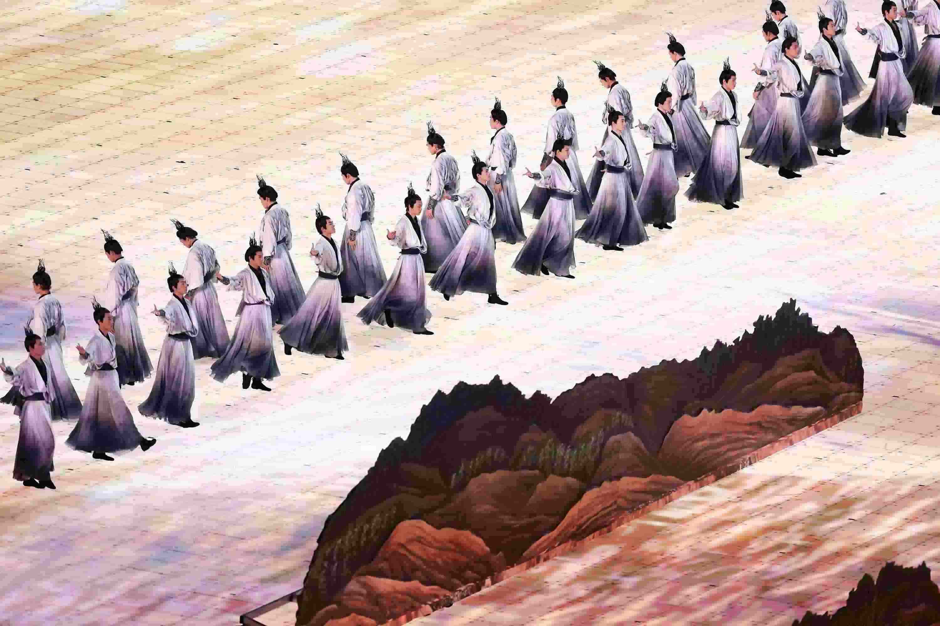 △2023年9月23日，演員在杭州第十九屆亞洲運(yùn)動(dòng)會(huì)開(kāi)幕式上表演。