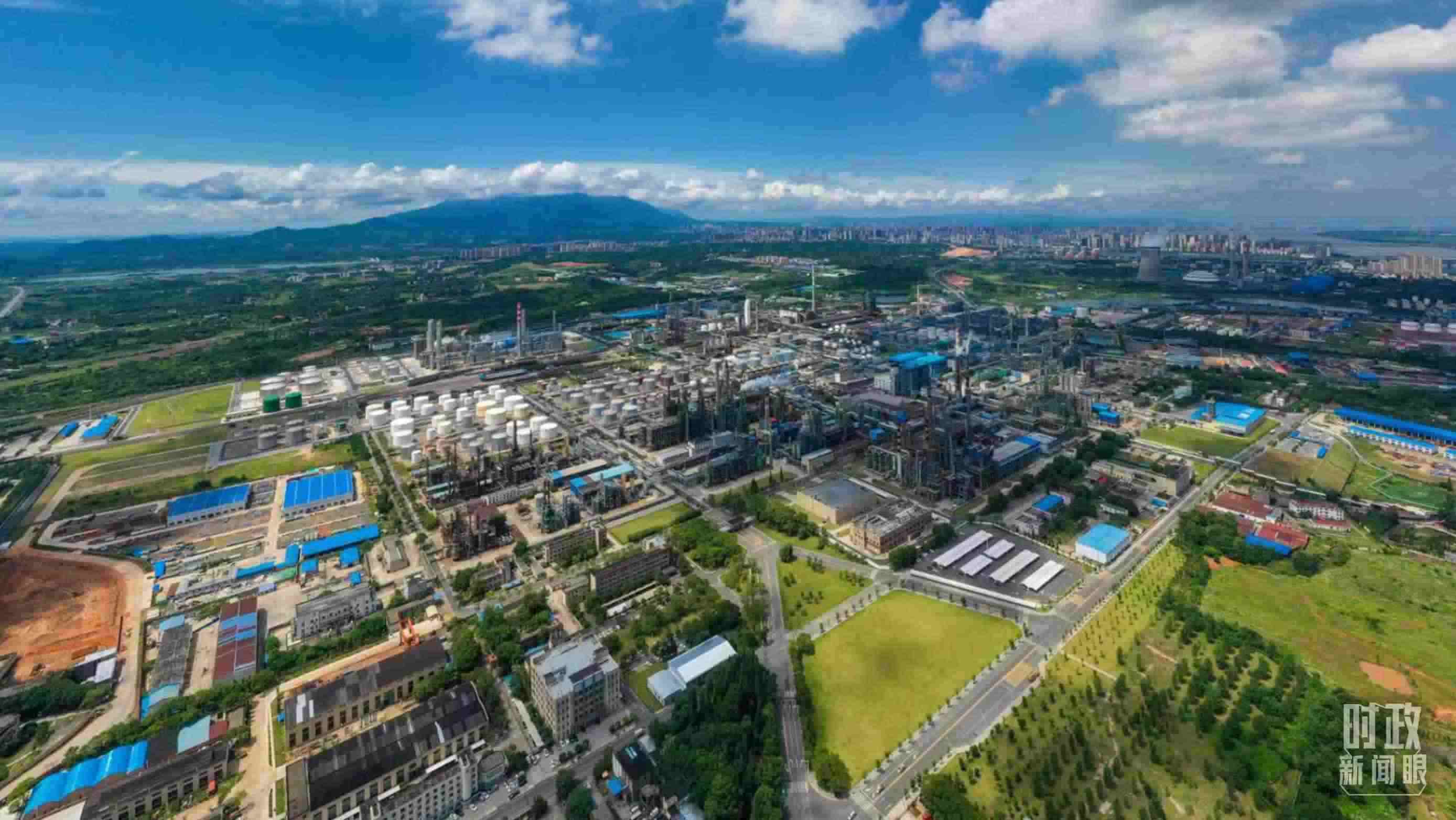 △中國石化九江分公司。（總臺記者劉陽拍攝）