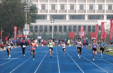 第59屆北京市中學(xué)生田徑運(yùn)動(dòng)會(huì)暨北京學(xué)生金奧運(yùn)動(dòng)隊(duì)田徑運(yùn)動(dòng)會(huì)。北京市教委供圖