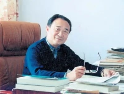 中年時(shí)的鐘萬勰。大連理工大學(xué)供圖