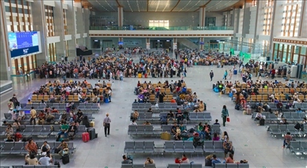 大量旅客乘坐中老鐵路出行。主辦方供圖