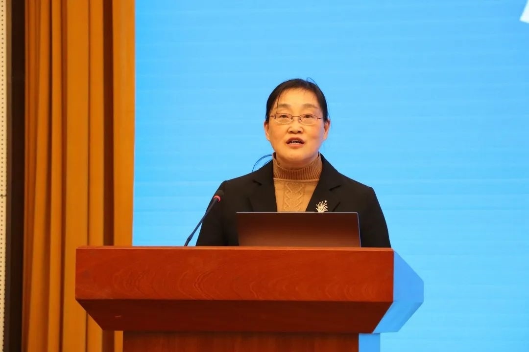 浙江省社會科學界聯(lián)合會黨組成員、秘書長劉東致辭。主辦方供圖