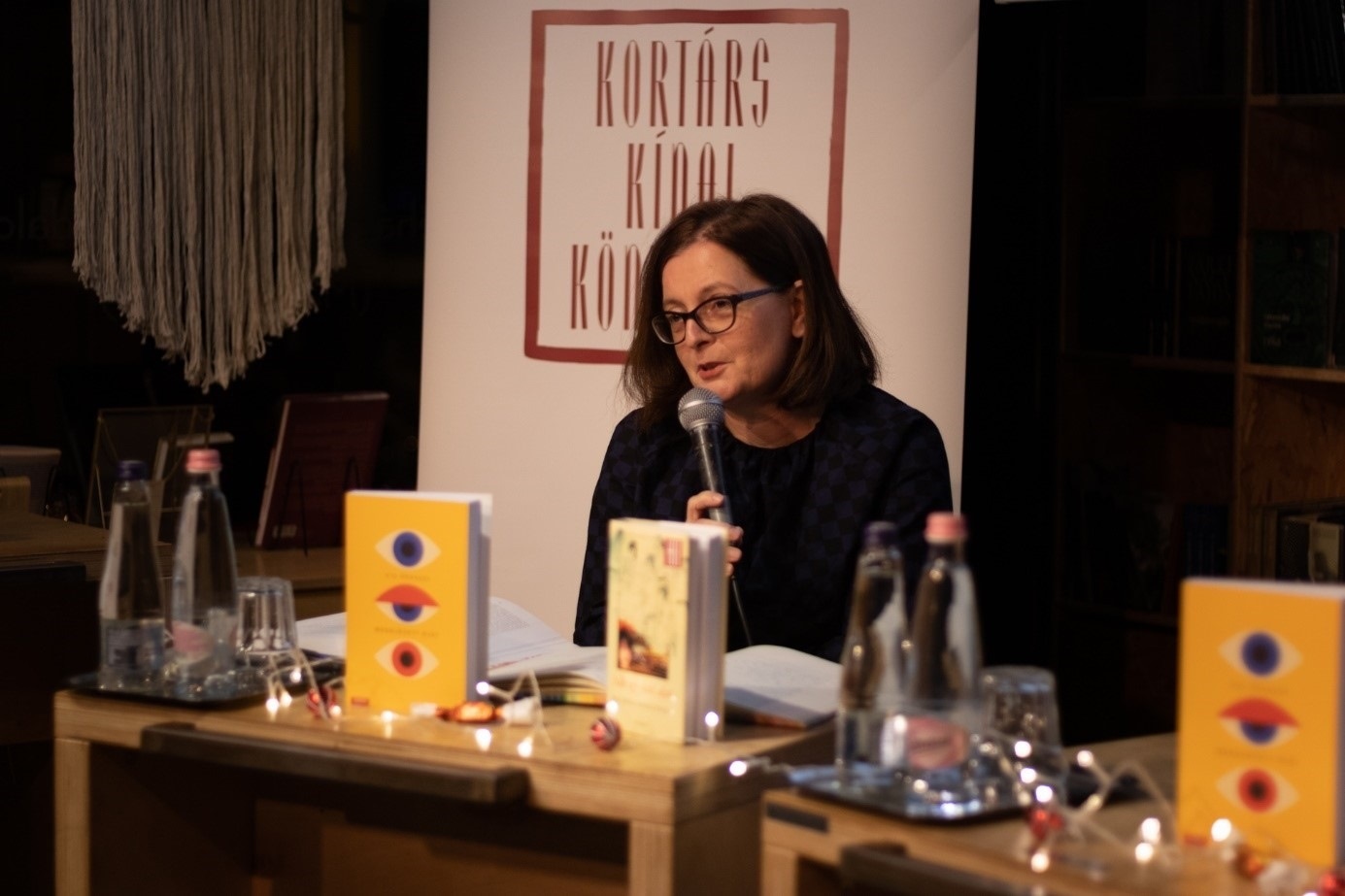 安奈特博士分享讀書體會。摩爾多瓦尼·巴爾納巴斯攝