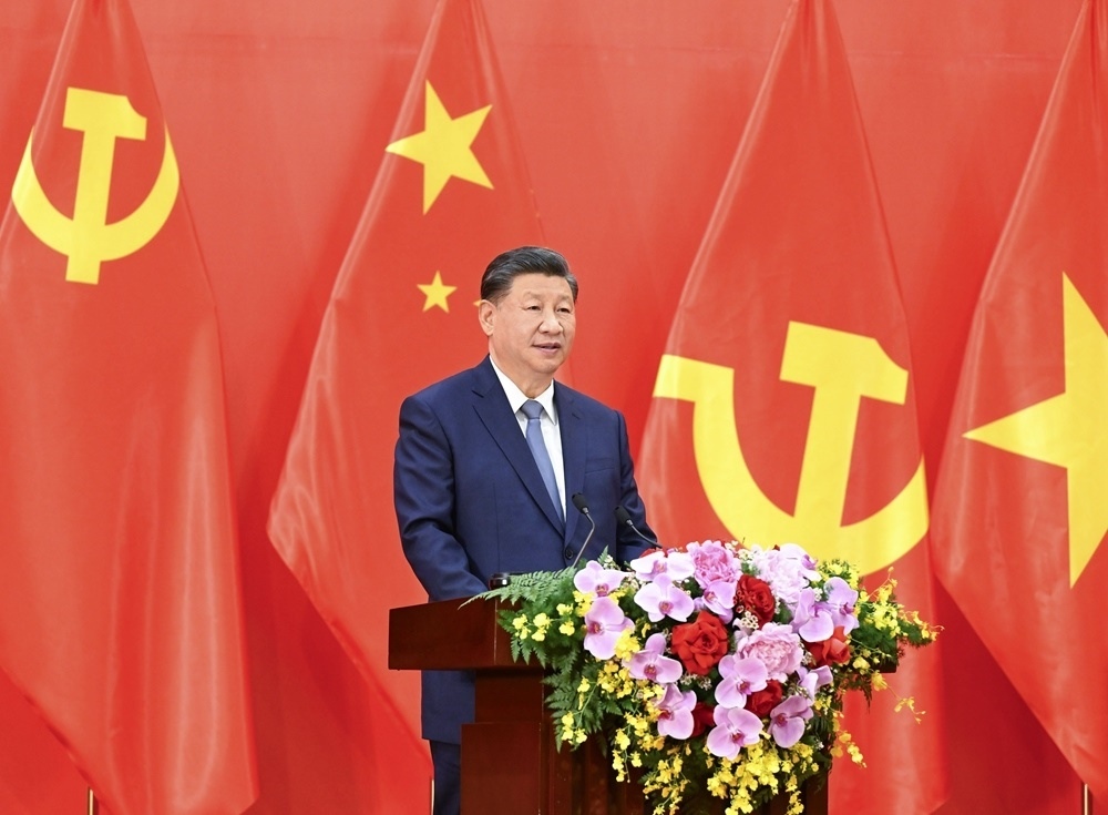 習(xí)近平總書(shū)記發(fā)表題為《賡續(xù)傳統(tǒng)友誼，開(kāi)創(chuàng)中越命運(yùn)共同體建設(shè)新征程》的重要講話。