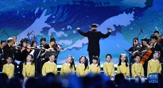 12月16日拍攝的第五屆海南島國際電影節(jié)開幕式現(xiàn)場。