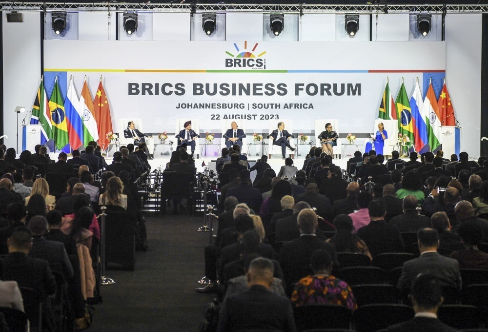 這是2023年8月22日在南非約翰內(nèi)斯堡拍攝的金磚國家工商論壇現(xiàn)場。新華社記者 李亞輝 攝
