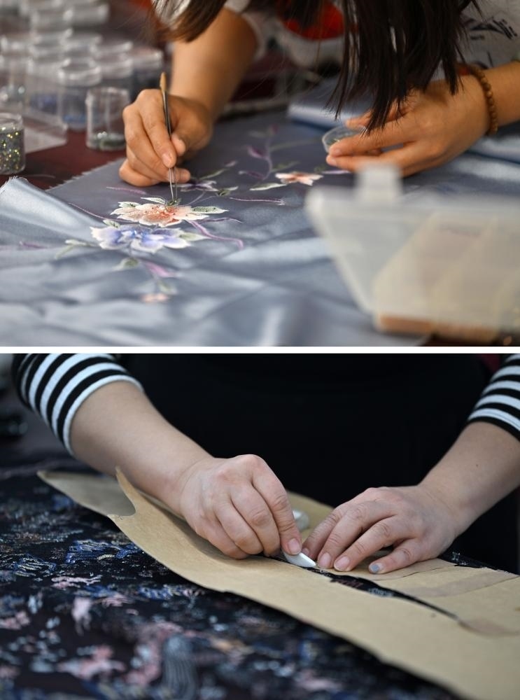 拼版照片：上圖為老美華定制車間的制衣師傅在面料上貼鉆；下圖為老美華定制車間的制衣師傅在面料上劃線（2023年12月8日攝）。天津老美華始創(chuàng)于1911年，歷史上以“千層底”布鞋聞名，是享譽津門的“中華老字號”。新華社記者 李然 攝