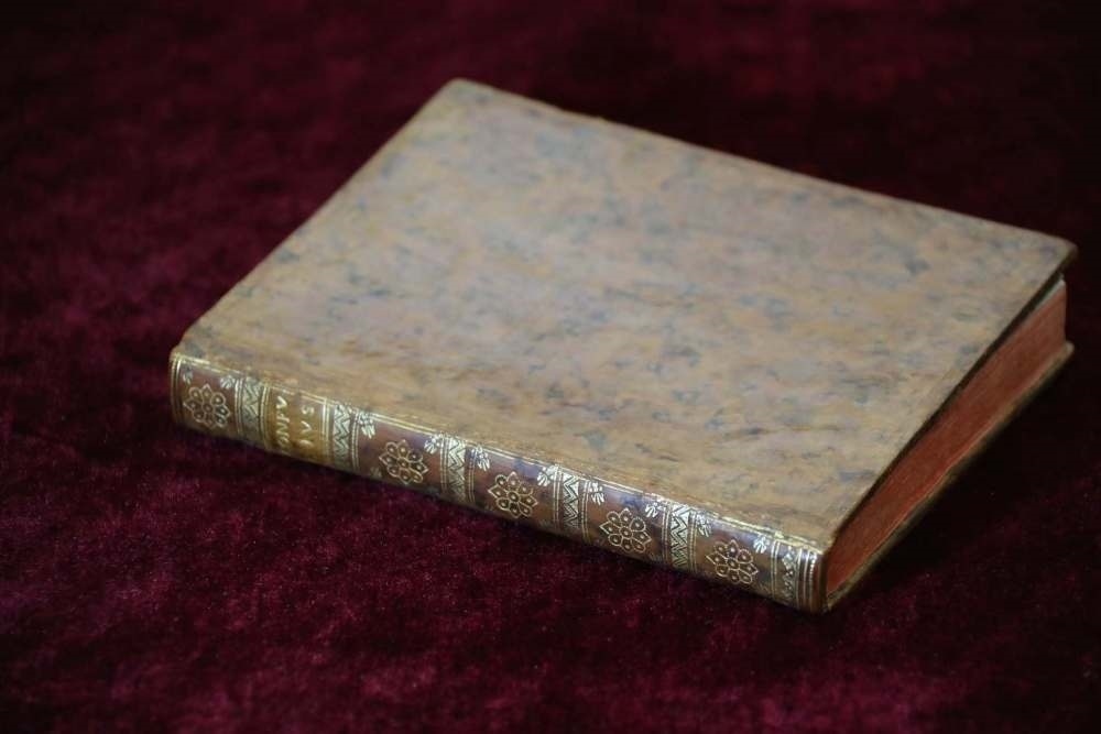 這是典藏于中國國家圖書館的《論語導(dǎo)讀》。