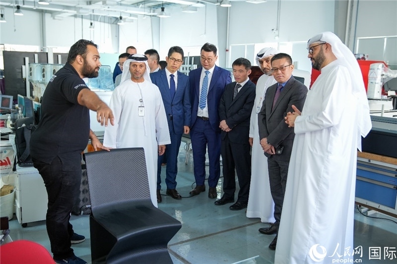 參觀培訓(xùn)中心。人民網(wǎng)塔里克·易卜拉欣攝