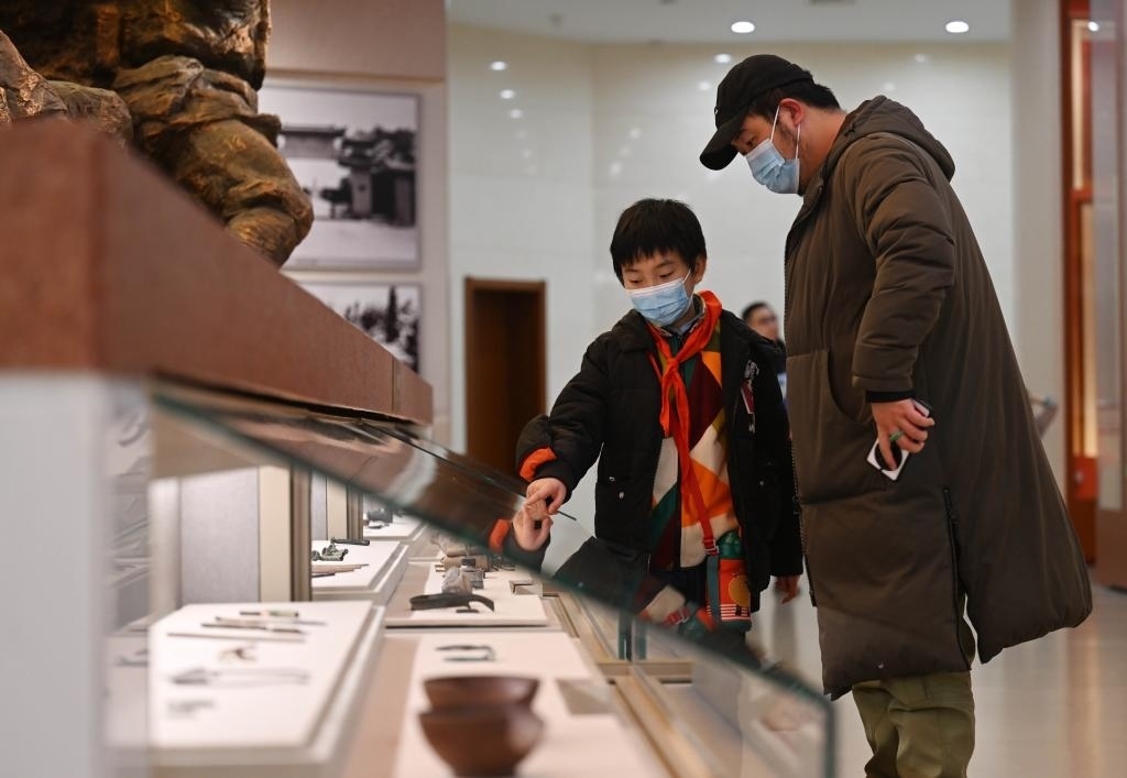 2024年1月29日，市民在平津戰(zhàn)役紀(jì)念館參觀。