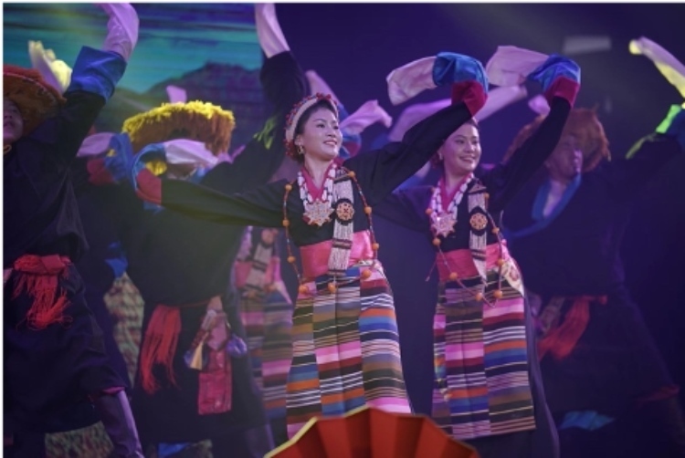 圖為2024“歡樂(lè)春節(jié)”中泰互致新春賀辭活動(dòng)現(xiàn)場(chǎng)。 中國(guó)駐泰國(guó)大使館文化處供圖