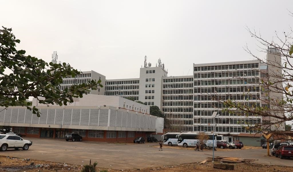 中塞友誼大廈。