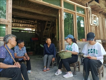 △ 2022年7月，華中師范大學(xué)生命科學(xué)學(xué)院鄉(xiāng)村振興之旅暑期實踐隊赴湖北省恩施市宣恩縣長潭河侗族鄉(xiāng)開展“生態(tài)文明助力鄉(xiāng)村振興”暑期社會實踐活動。