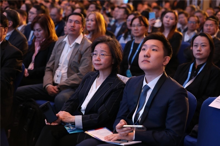 沈敏娟大使出席論壇。蒙政府官網(wǎng)供圖