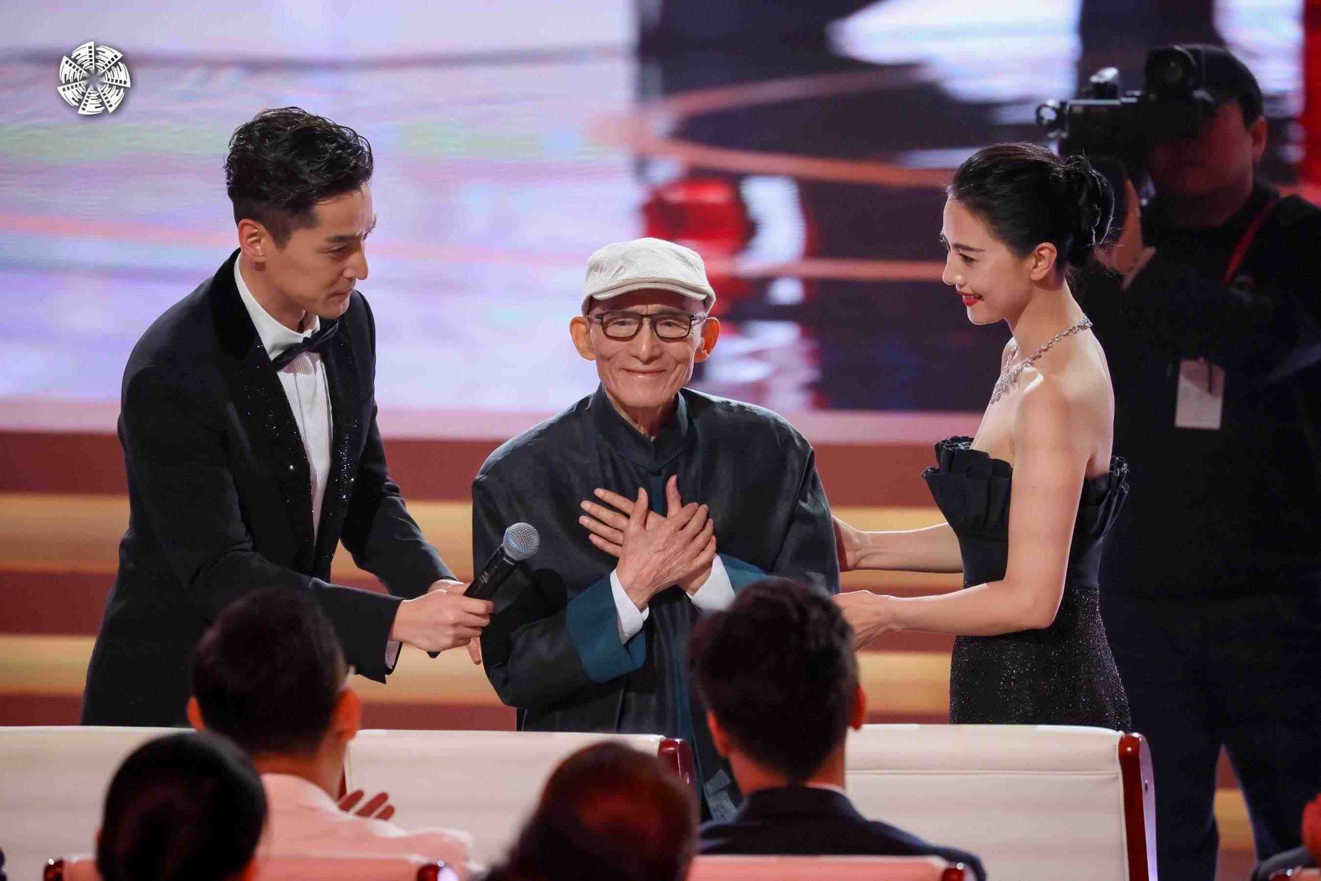 從左到右依次為演員胡歌，演員游本昌，演員高圓圓。主辦方供圖