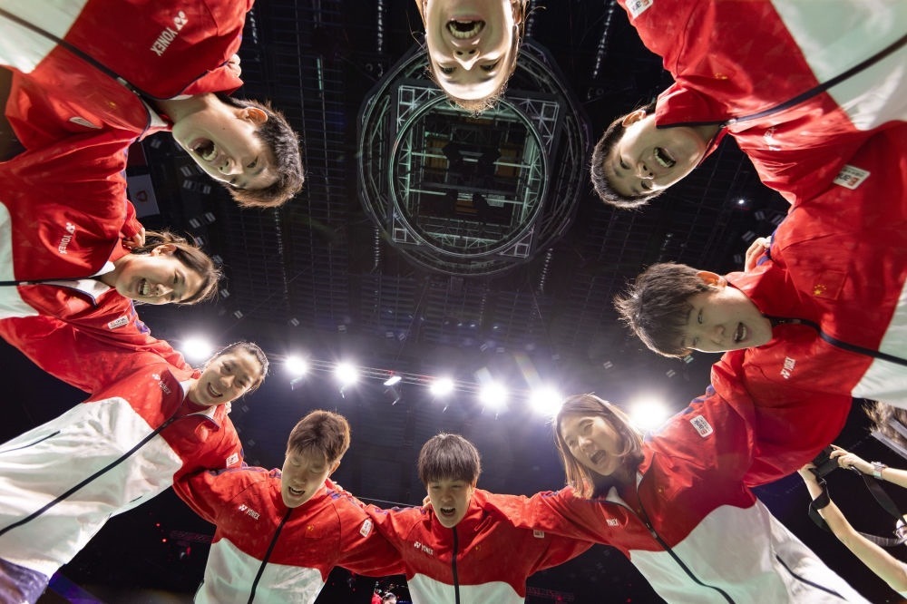 5月5日，中國隊在賽前互相鼓勵。新華社記者 江宏景 攝