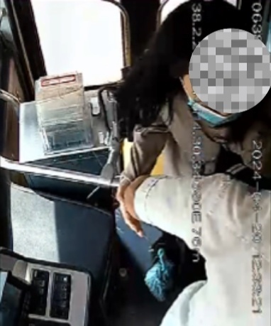 公交車上他一聲大吼！魏杰，好樣的！