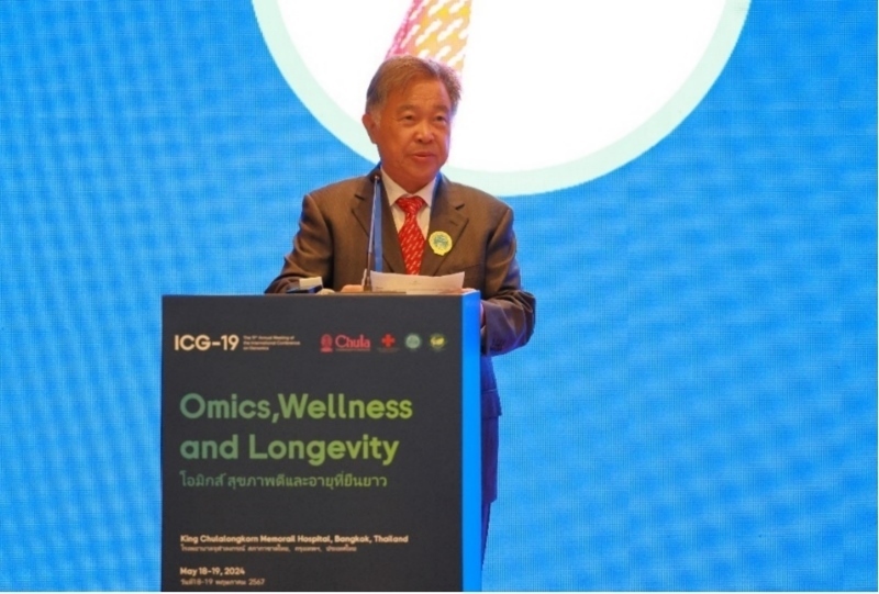 朱拉隆功大學(xué)醫(yī)學(xué)院副院長沃拉蘇克·肖特勒蘇克發(fā)表主旨演講。主辦方供圖