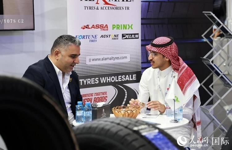 展會(huì)一景。人民網(wǎng)記者 管克江攝