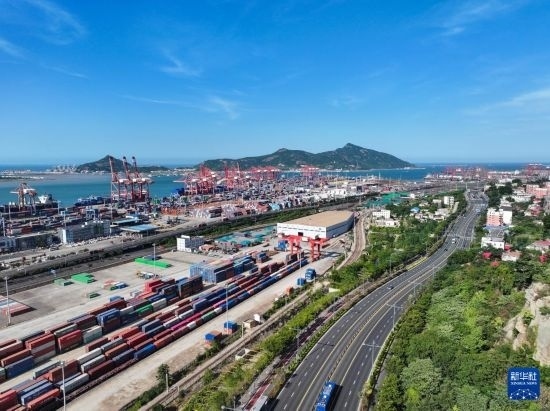 這是6月26日拍攝的中哈連云港物流合作基地（無(wú)人機(jī)照片）。新華社記者 季春鵬 攝