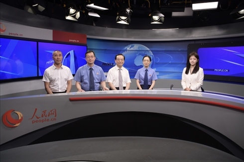 訪談現(xiàn)場。人民網(wǎng)記者 王曉嘯攝