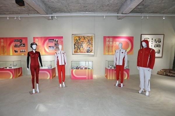 “揚(yáng)帆起航 為巴黎喝彩”中國體育文化展展廳。 主辦方供圖