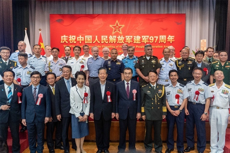 到場(chǎng)嘉賓合影。中國(guó)駐日本大使館供圖