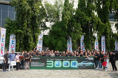 8月3日，中國車企奇瑞在雅加達(dá)舉行活動，慶祝在印尼交付第3000輛電動汽車OMODA E5。奇瑞汽車印度尼西亞銷售公司供圖