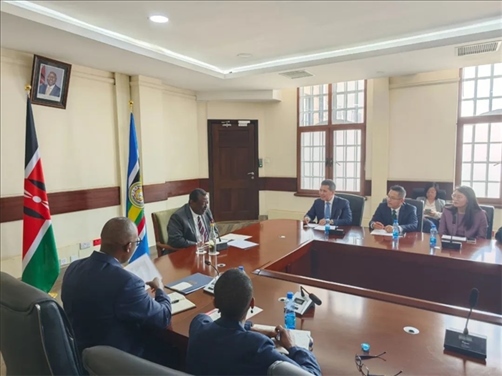 （座談會現(xiàn)場。駐肯使館供圖）