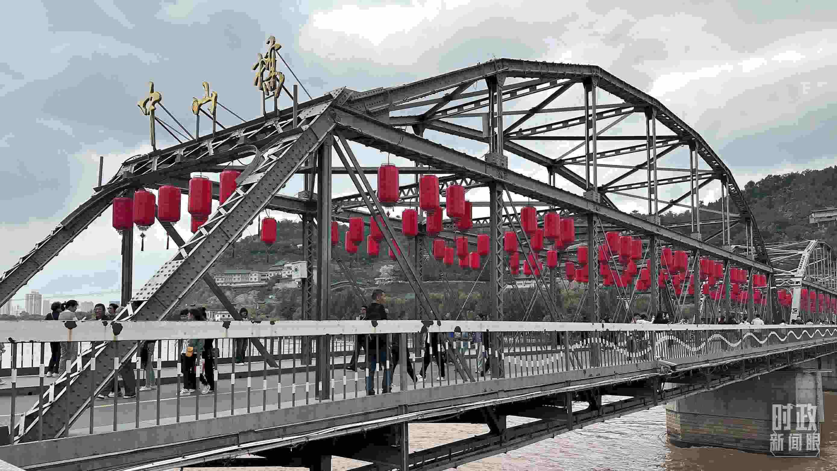 △中山橋。（總臺央視記者范一鳴、覃思拍攝）