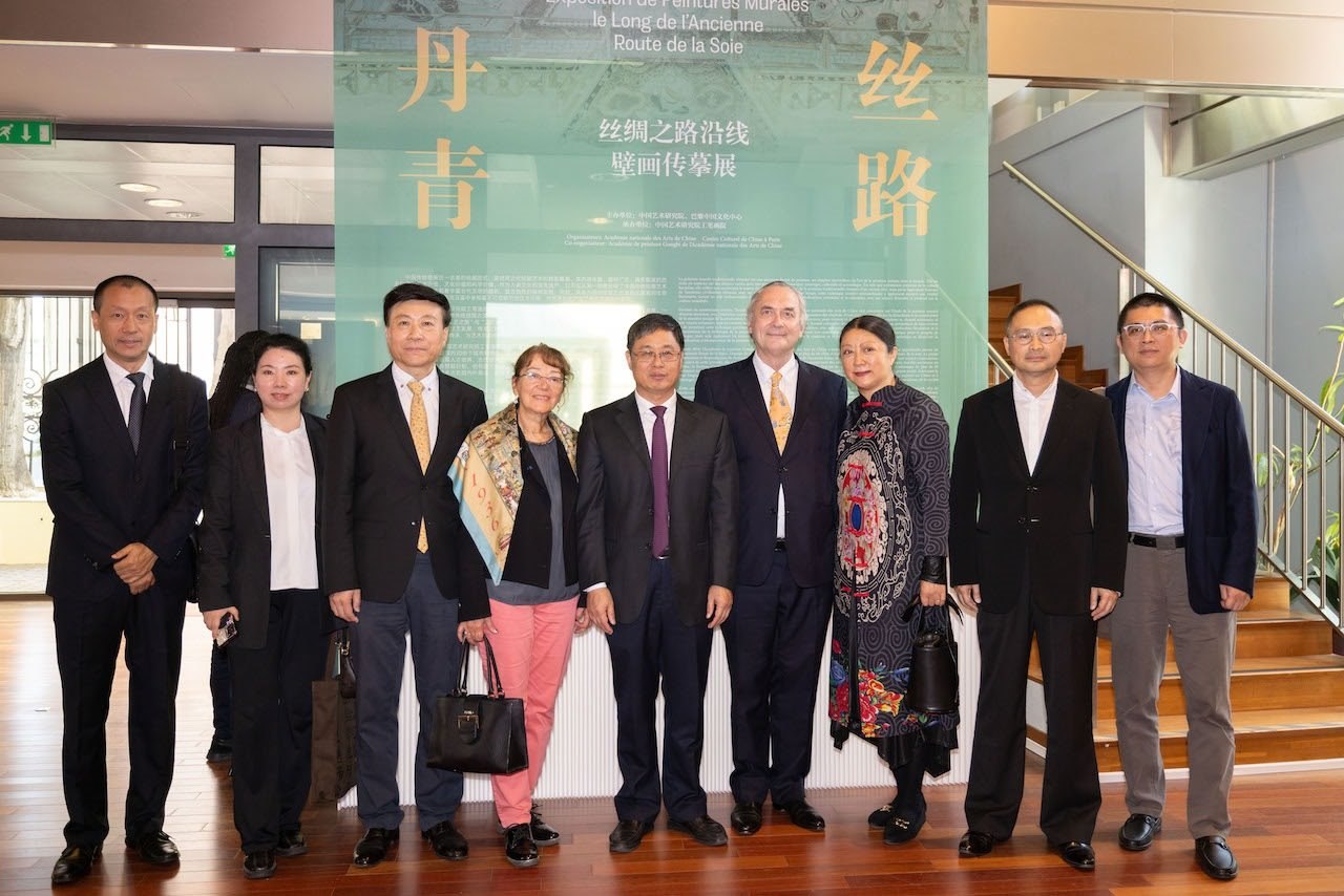 “絲路丹青——絲綢之路沿線壁畫傳摹展”在巴黎中國文化中心隆重開幕。中國藝術研究院供圖