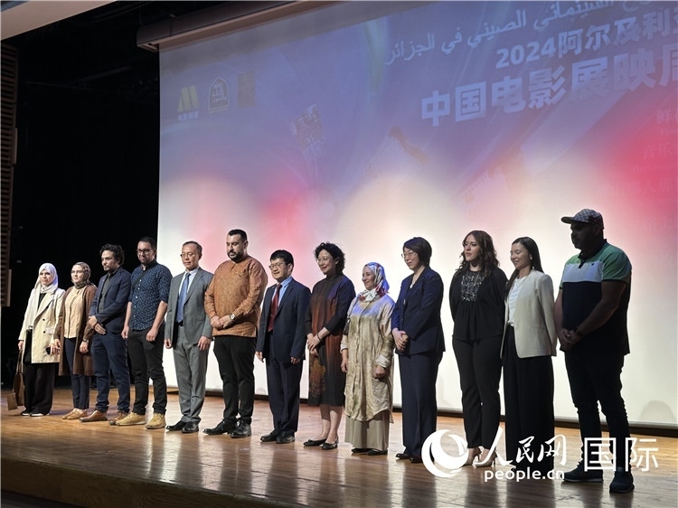 中阿兩國官員、電影行業(yè)從業(yè)者、媒體代表等出席開幕式 郝瑞敏攝