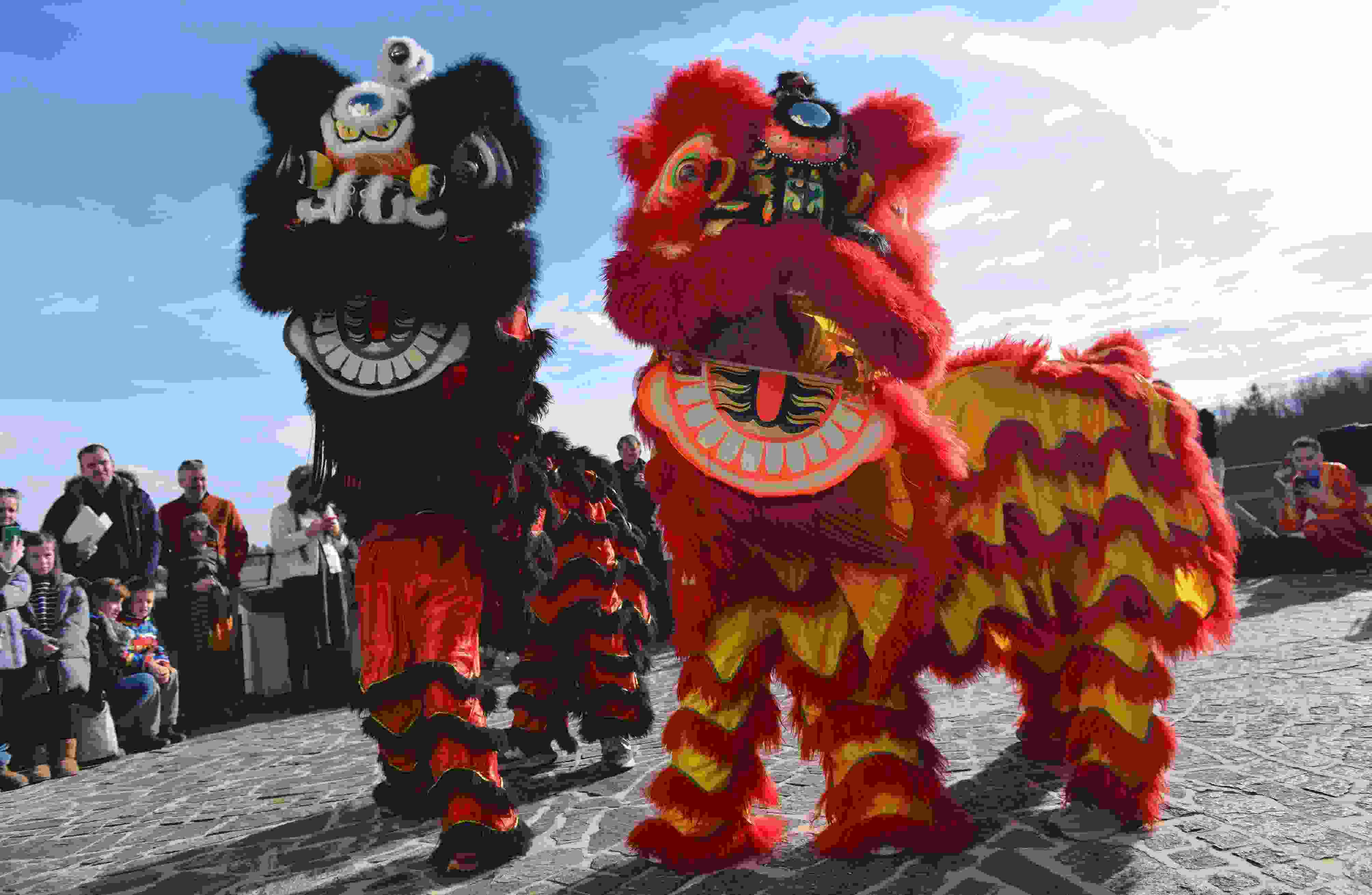 △當(dāng)?shù)貢r間2024年2月4日，克羅地亞克拉皮納，薩格勒布大學(xué)孔子學(xué)院舉辦一系列活動，迎接中國農(nóng)歷龍年春節(jié)。