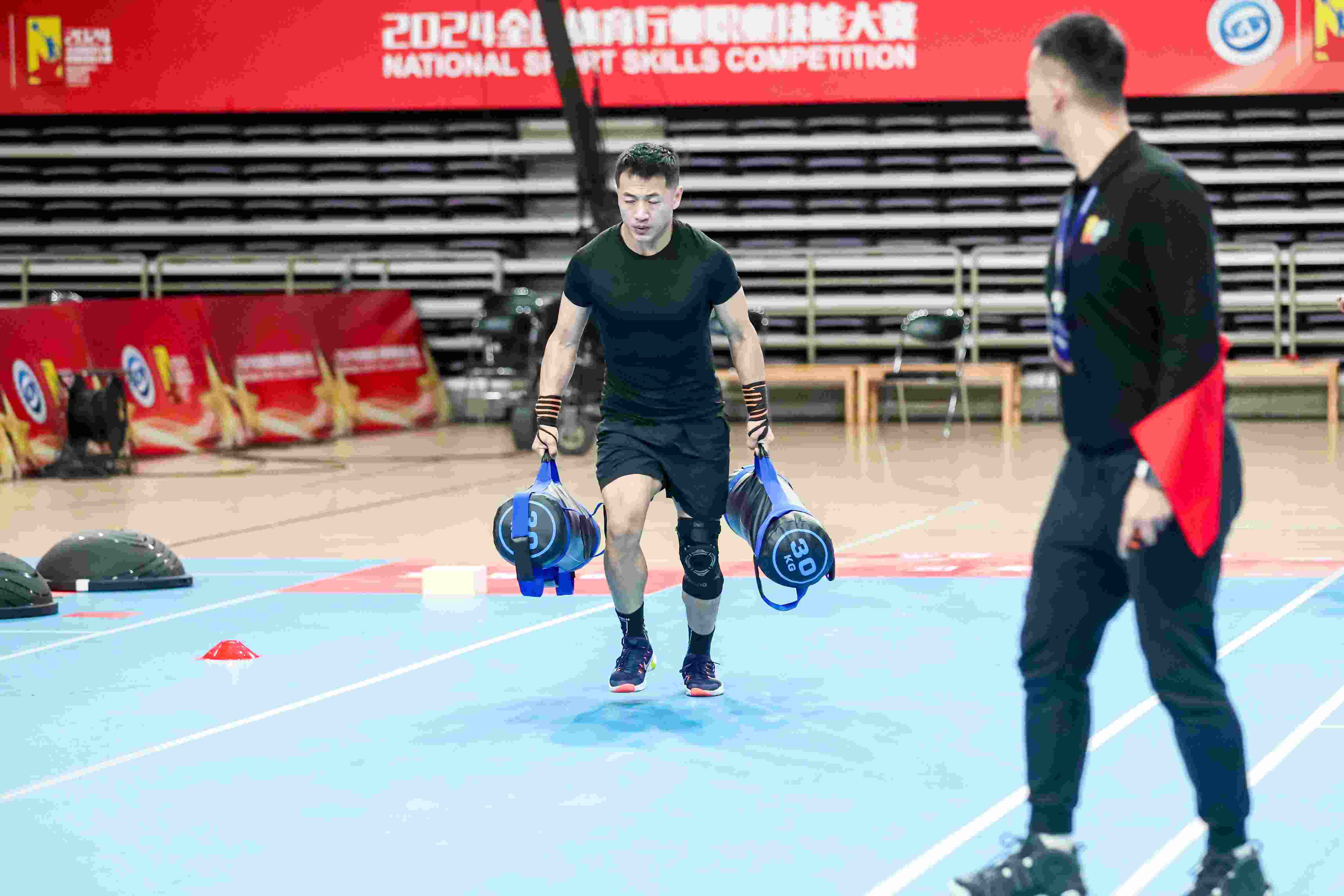 參賽選手在比賽中。 賽事主辦方供圖