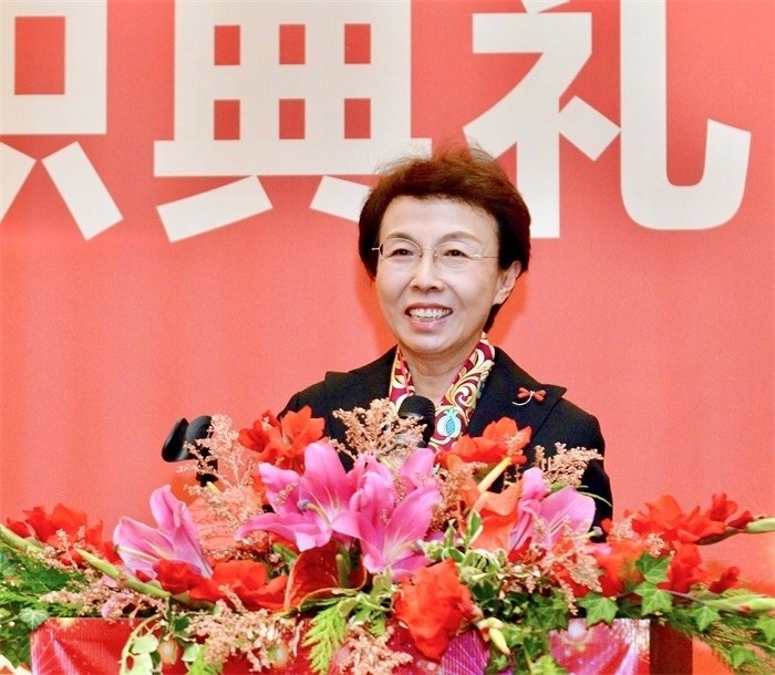 中國僑聯(lián)副主席程紅出席比利時浙江籍僑團聯(lián)盟第二屆主席團就職典禮并致辭。比利時浙江籍僑團聯(lián)盟供圖