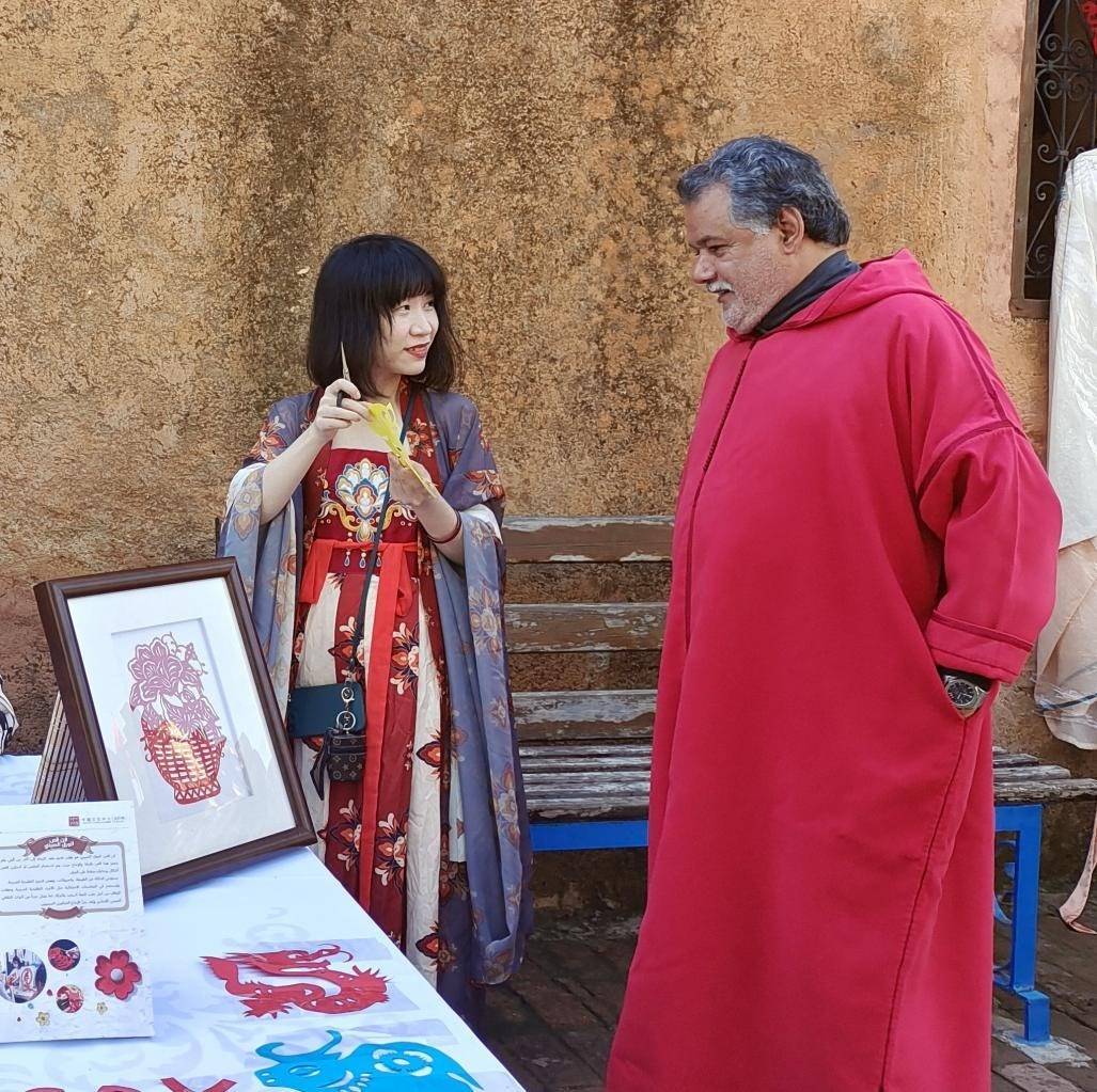 中國文化產(chǎn)品介紹。拉巴特中國文化中心供圖