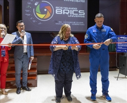 5月29日，“宇宙·金磚國(guó)家”圖片巡回展在北京舉辦。 北京俄羅斯文化中心供圖